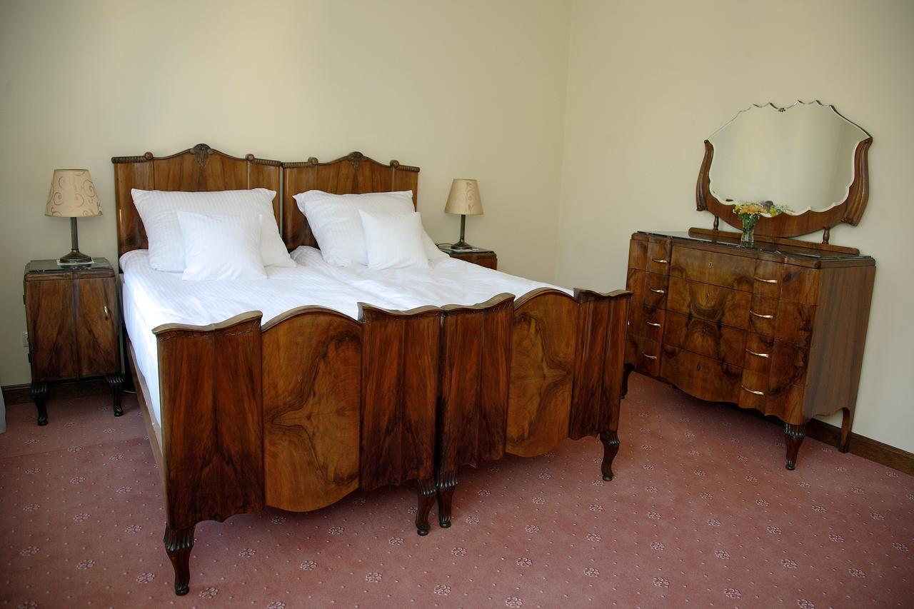 Dwor Bieland Bed & Breakfast Elblag Luaran gambar