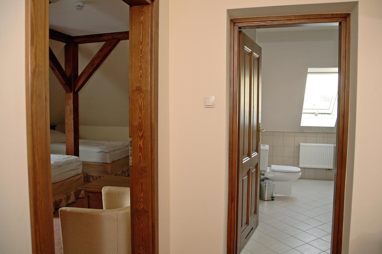 Dwor Bieland Bed & Breakfast Elblag Luaran gambar