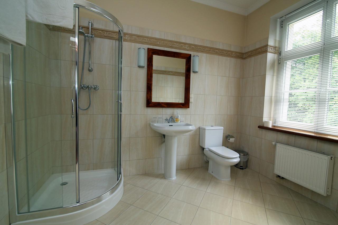 Dwor Bieland Bed & Breakfast Elblag Luaran gambar