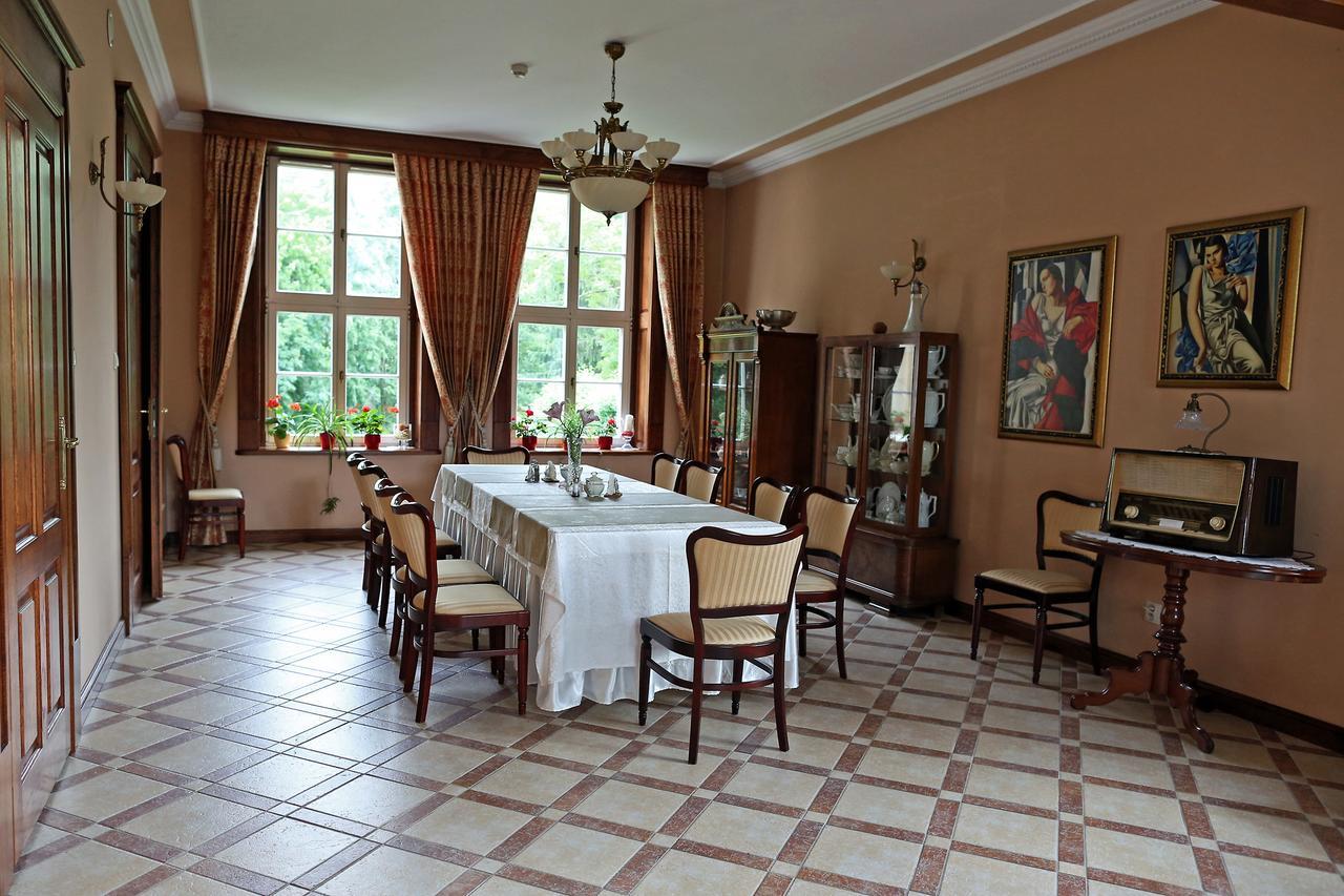 Dwor Bieland Bed & Breakfast Elblag Luaran gambar